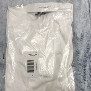 White Ann Taylor quarter length sleeve top